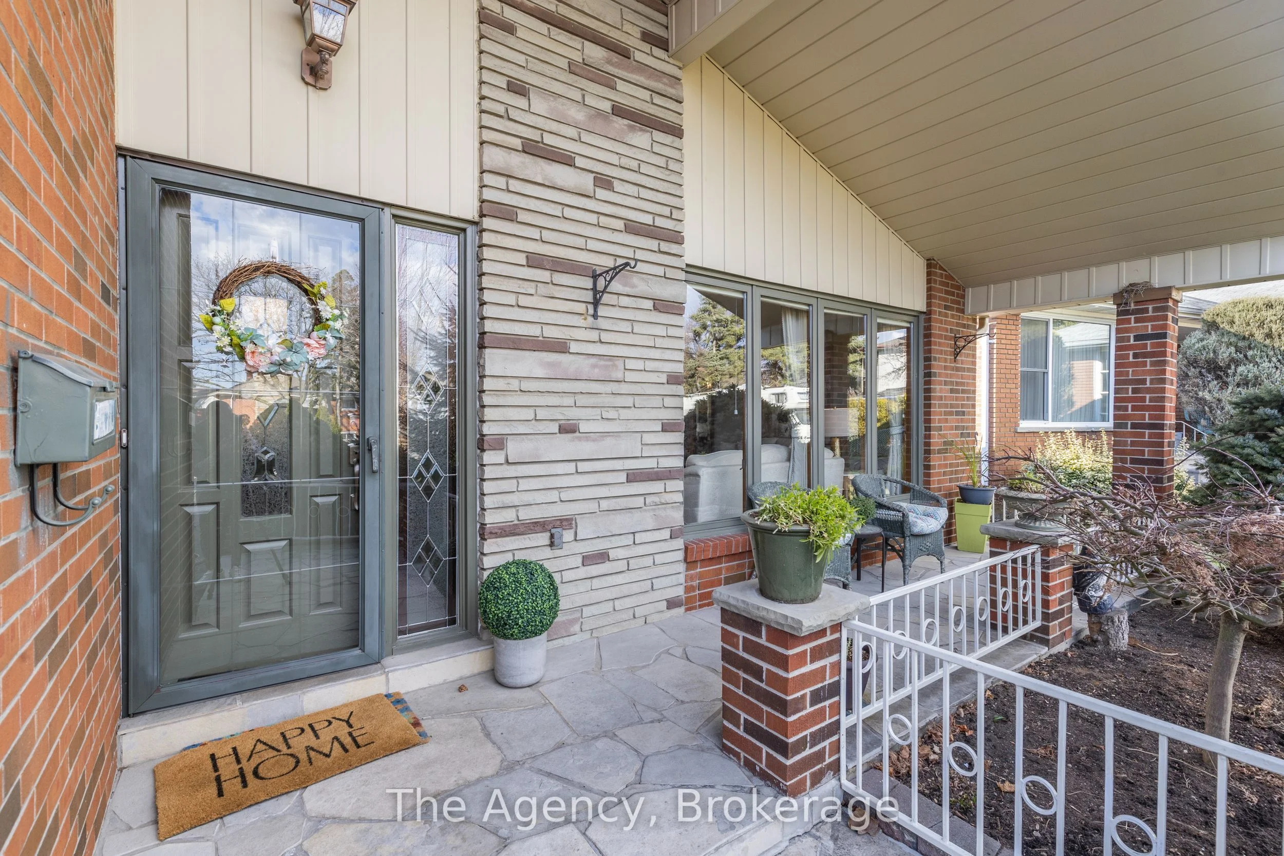 3236 Cedartree Crescent, Mississauga, ON L4Y 3G4