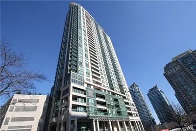 Condo Apartment in Mississauga
