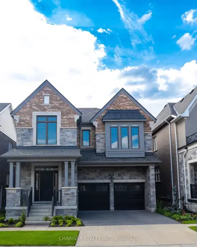 Detached in Oakville