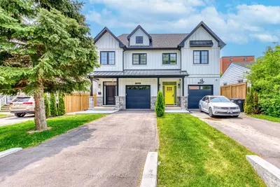 Semi-Detached in Mississauga