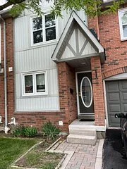 5865 Dalebrook Crescent 34B, Mississauga, ON L5M 5R8