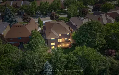 Detached in Oakville