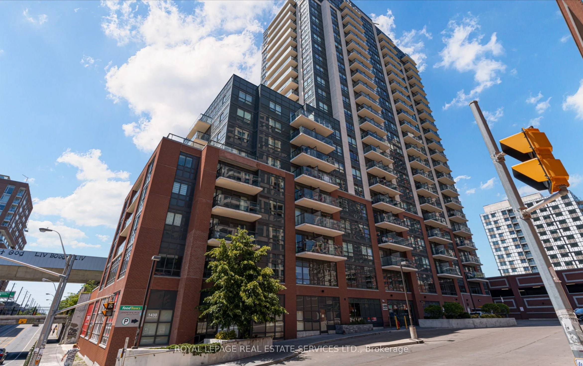 1420 Dupont Street 1003, Toronto W02, ON M6H 0C2