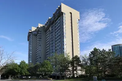 Condo Apartment in Mississauga
