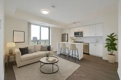 Condo Apartment in Oakville