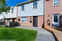 1055 Shawnmarr Road 47, Mississauga, ON L5H 3V2