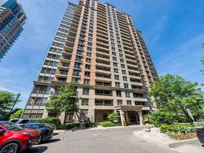 Condo Apartment in Toronto