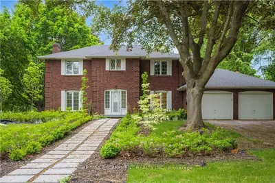 Detached in Oakville