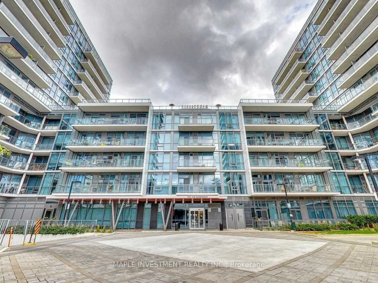 1185 The Queensway Way 515, Toronto W08, ON M8Z 0C6