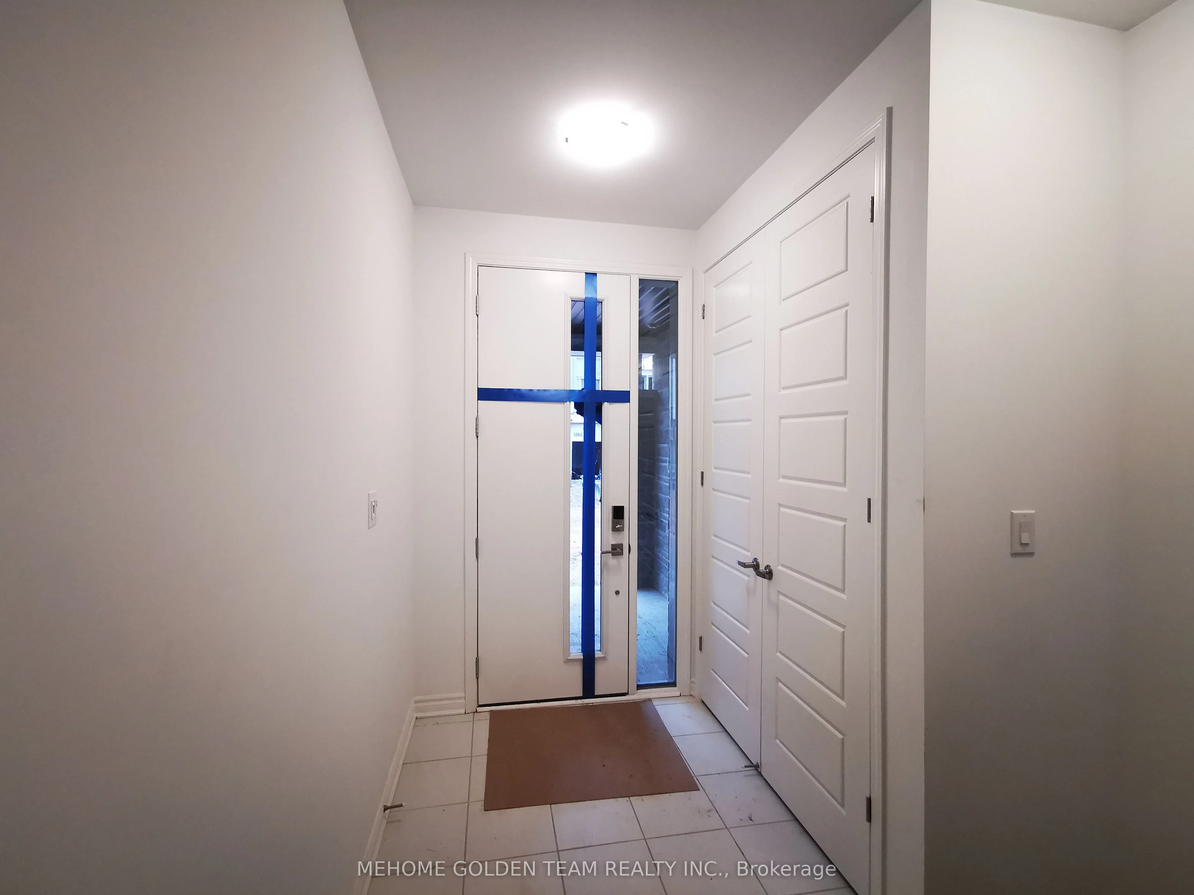 1385 Kaniv Street, Oakville, On L6m 5p3