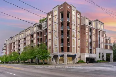 Condo Apartment in Toronto