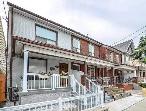946 Ossington Avenue Upper, Toronto W02, ON M6G 3V1