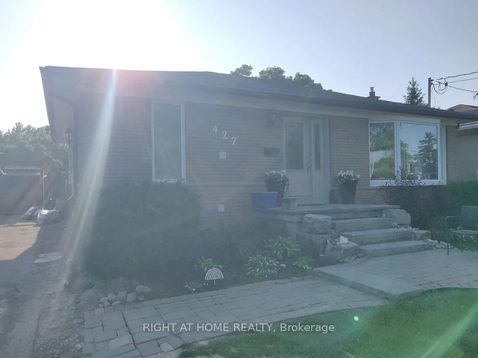 427 Delrex Boulevard, Halton Hills, ON L7G 4J1