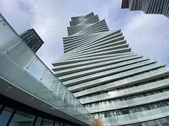 3900 Confederation Parkway E 503, Mississauga, ON L5B 0M3