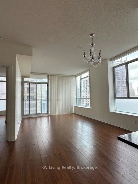 225 Webb Drive 2402, Mississauga, ON L5B 3Y5