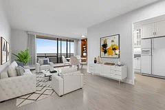2929 Aquitaine Avenue 1107, Mississauga, On L5n 2c7