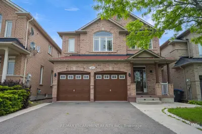 Detached in Brampton