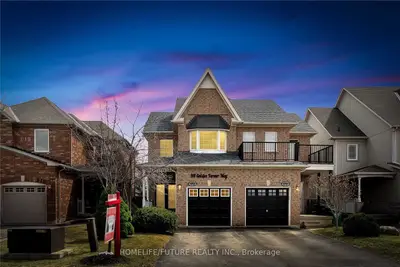 Semi-Detached in Mississauga