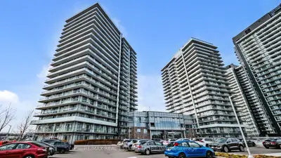 Condo Apartment in Mississauga