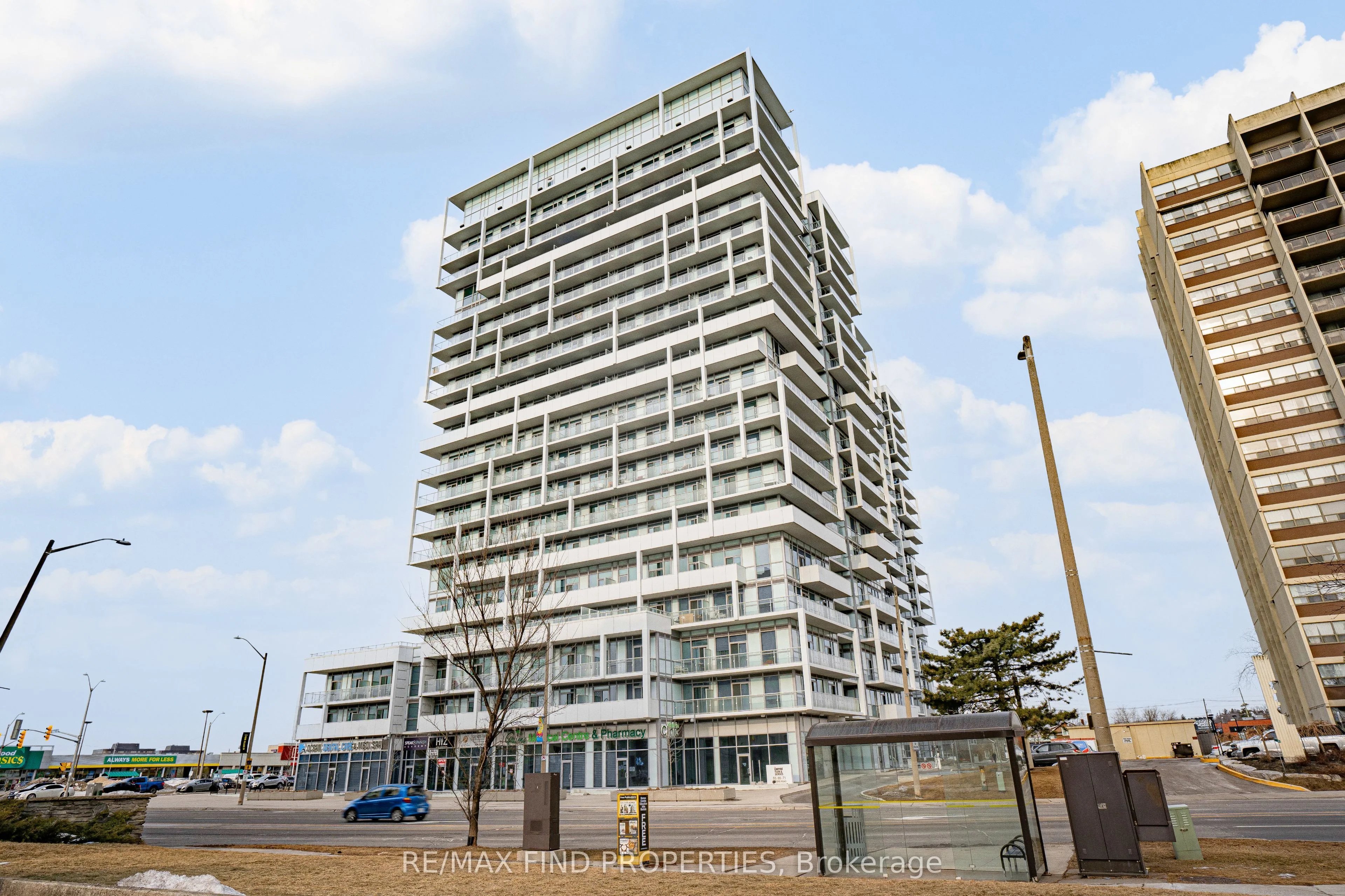 55 Speers Road 1504, Oakville, On L6k 0h9