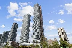 3883 Quartz Road 3712, Mississauga, On L5b 0m4