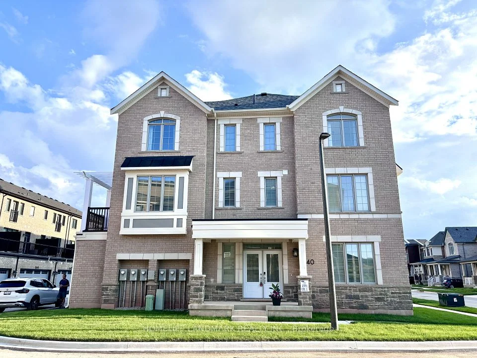 1340 Ripplewood Avenue, Oakville, On L6m 5p1