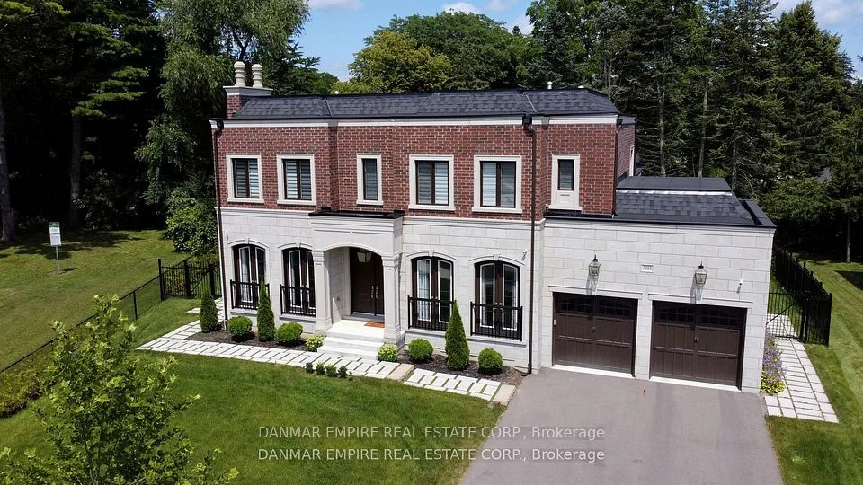 2185 Grayson Green Court, Oakville, ON L6J 0E6