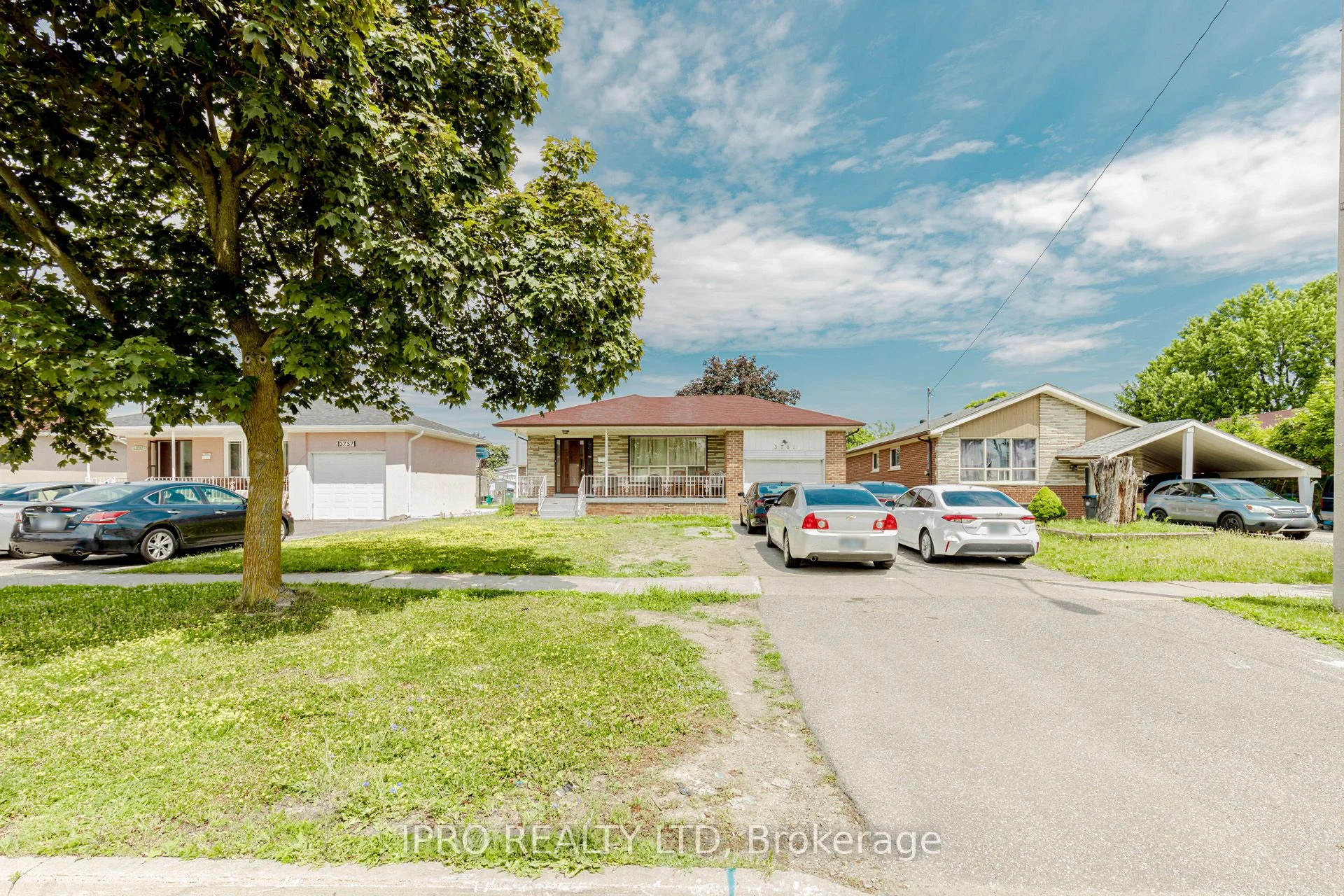 3761 Morning Star Drive, Mississauga, ON L4T 1Y6