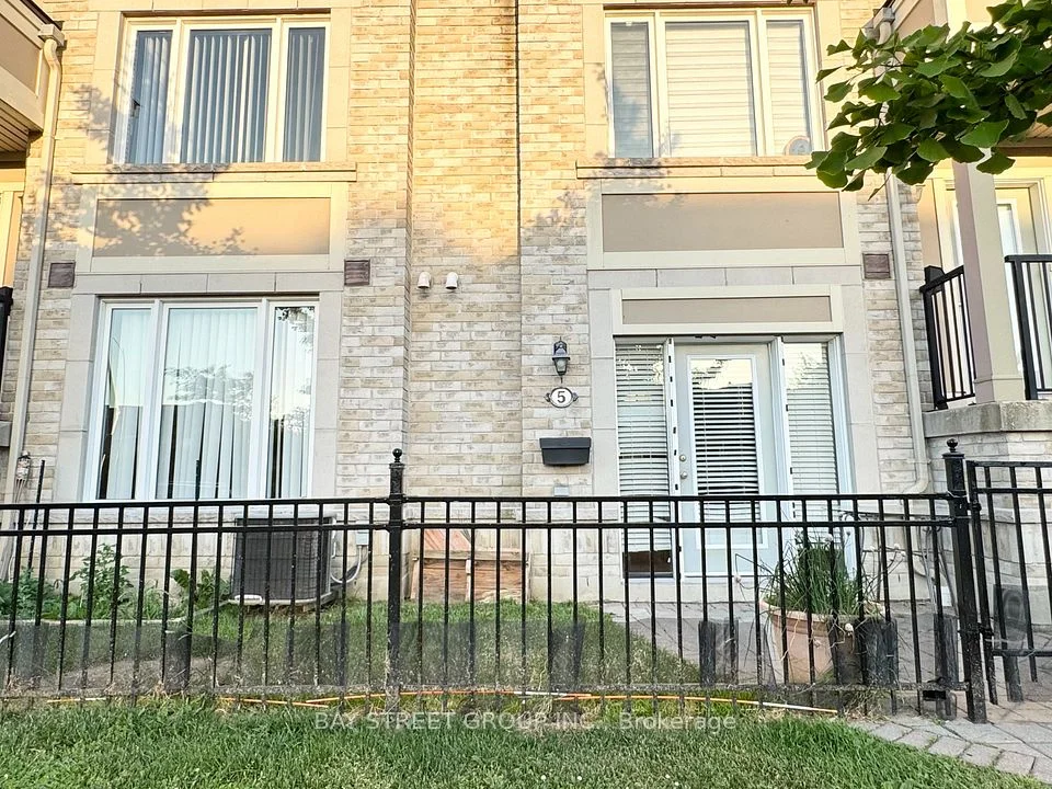 3020 Erin Centre Boulevard 5, Mississauga, ON L5M 0P5