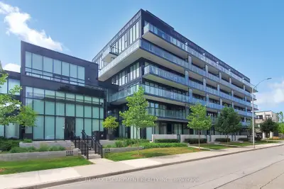 Condo Apartment in Burlington