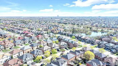Semi-Detached in Brampton