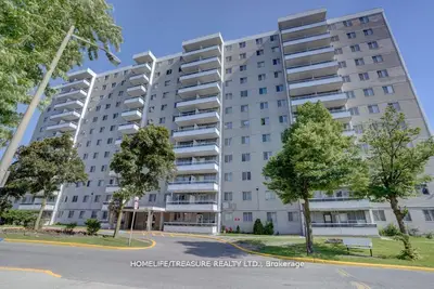 Condo Apartment in Toronto