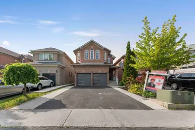 Detached in Brampton