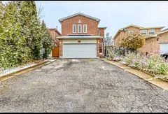 5214 Palomar Crescent, Mississauga, ON L5R 2W9