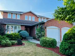 1163 Derrald Drive E, Oakville, ON L6J 7K4