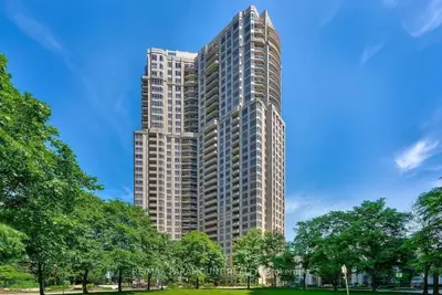 Condo Apartment in Mississauga