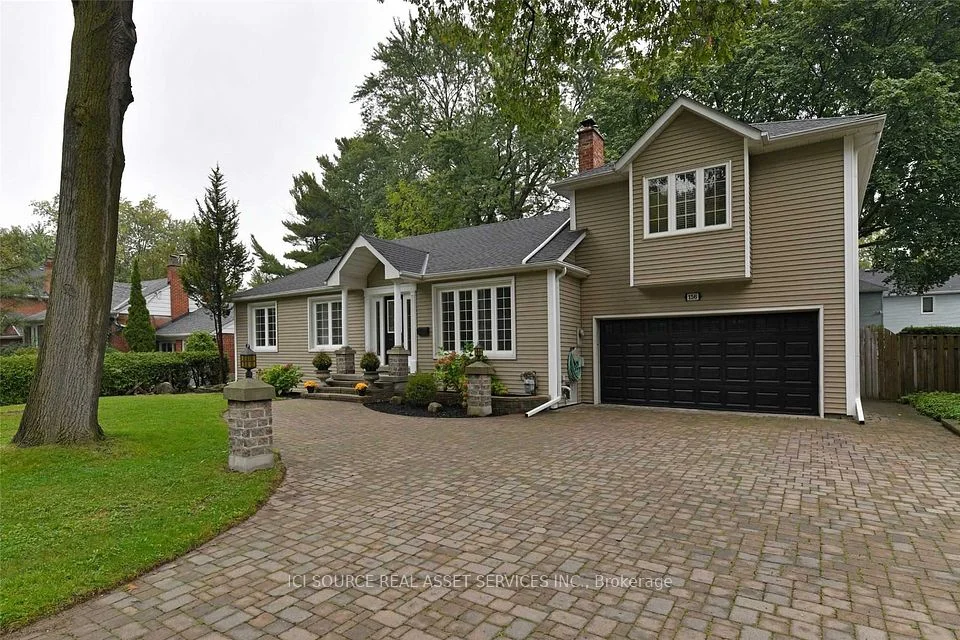156 Mineola Road E, Mississauga, ON L5G 2E8