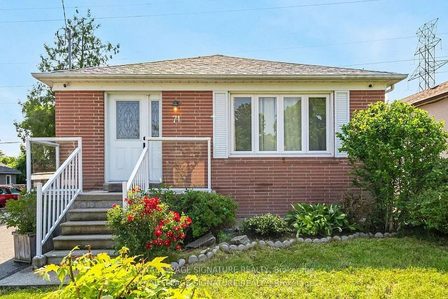 71 Redwater Drive 1, Toronto W10, ON M9W 1Z5