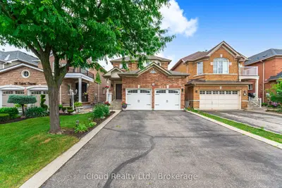 Detached in Brampton