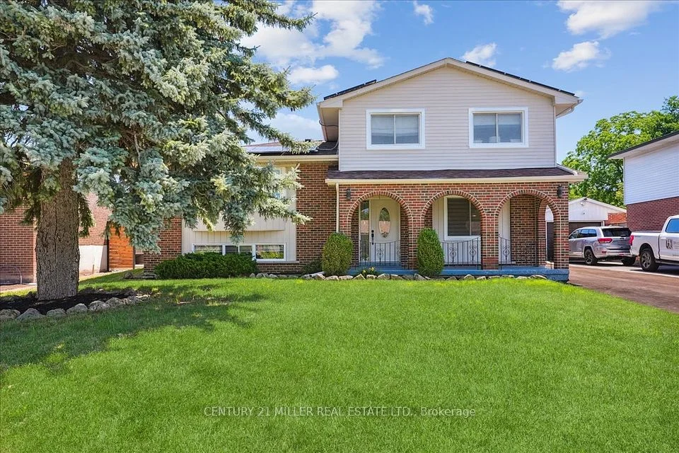242 Slater Crescent, Oakville, ON L6K 2C8