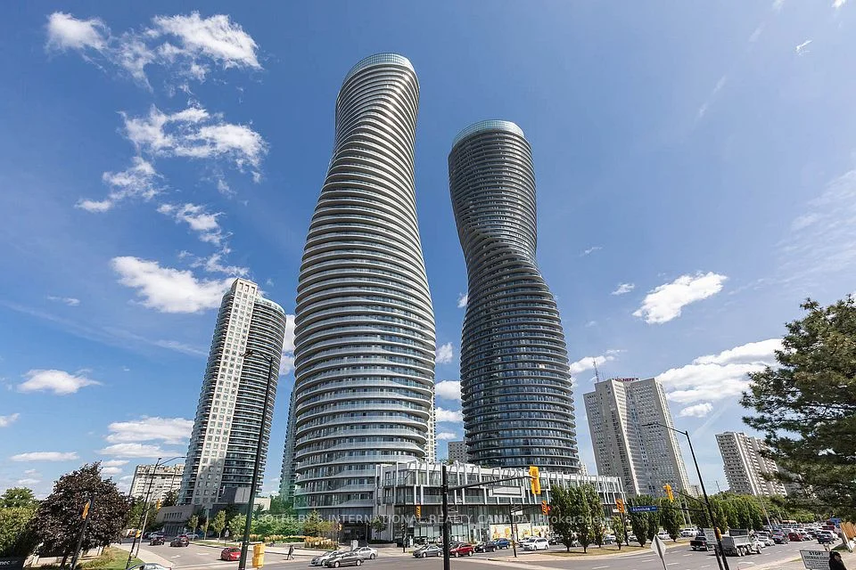 60 Absolute Avenue 605, Mississauga, ON L4T 0A9