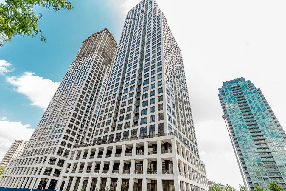 36 ELM Drive 2504, Mississauga, ON L5B 1L9