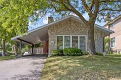 4224 Bloor Street W, Toronto W08, ON M9C 1Z5