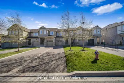 Att/Row/Townhouse in Caledon