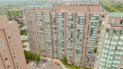 Condo Apartment in Mississauga
