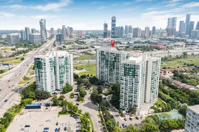Condo Apartment in Mississauga