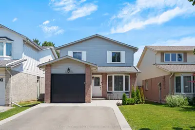 Detached in Burlington