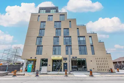 Condo Apartment in Toronto