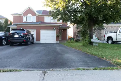Semi-Detached in Mississauga