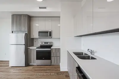 Condo Apartment in Toronto